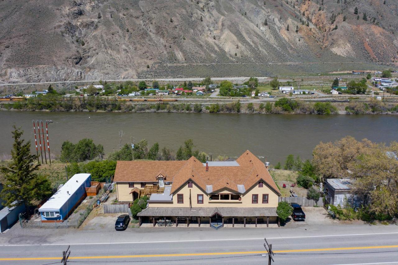 The Inn At Spences Bridge מראה חיצוני תמונה